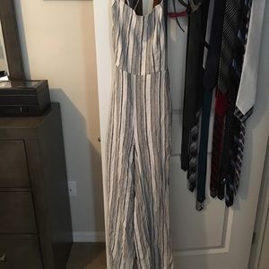 Jumpsuit that ties in the back.